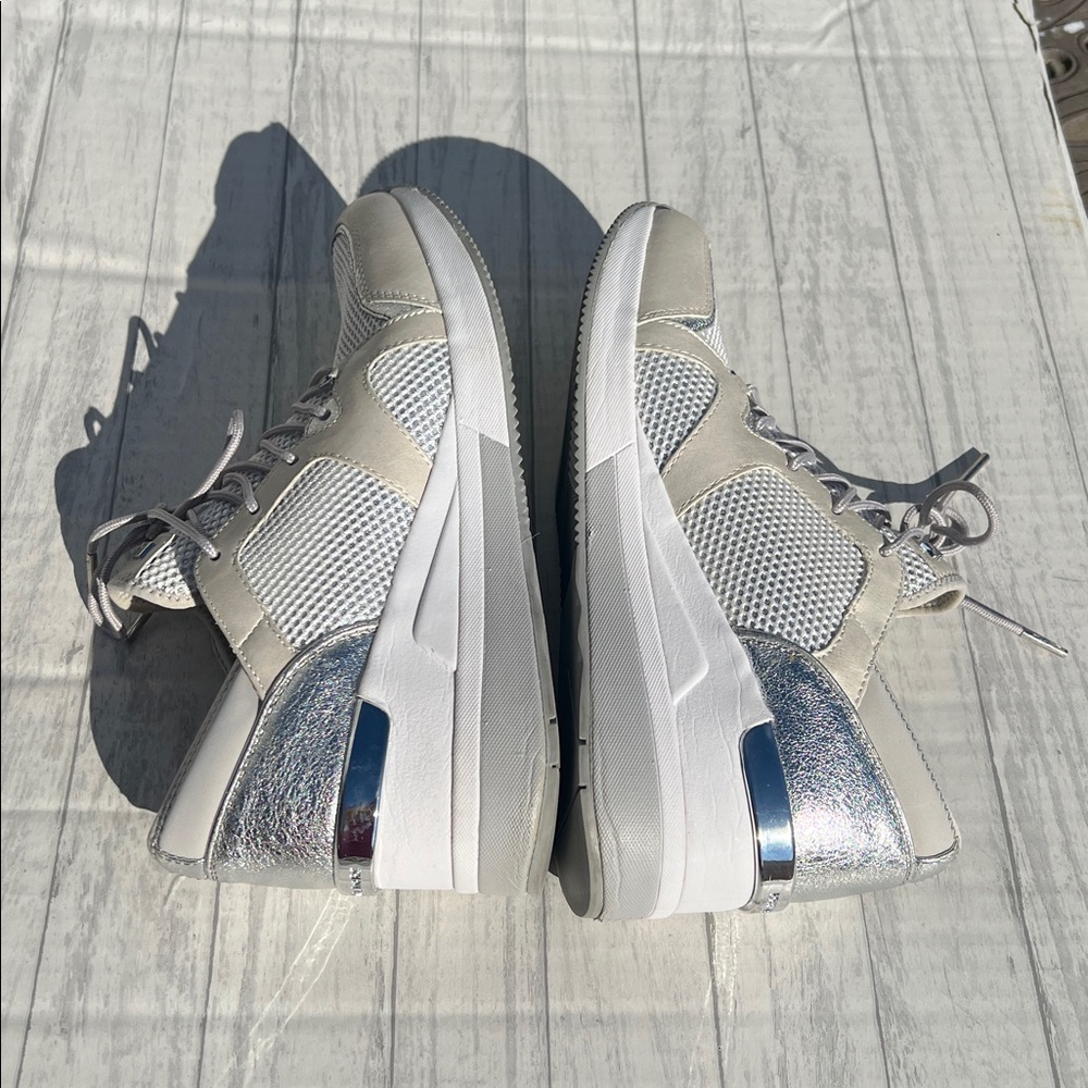 Michael Kors | Liv Trainer Sneakers - Picture 8 of 15